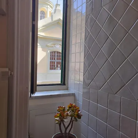 Casa Prilla Metro Materdei Homestay