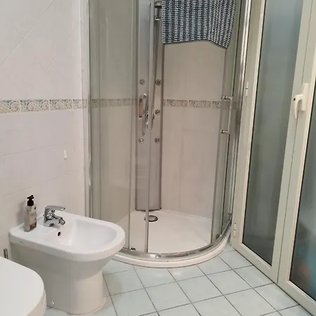 Casa Prilla Metro Materdei Homestay *