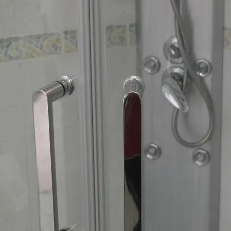 Casa Prilla Metro Materdei Homestay *