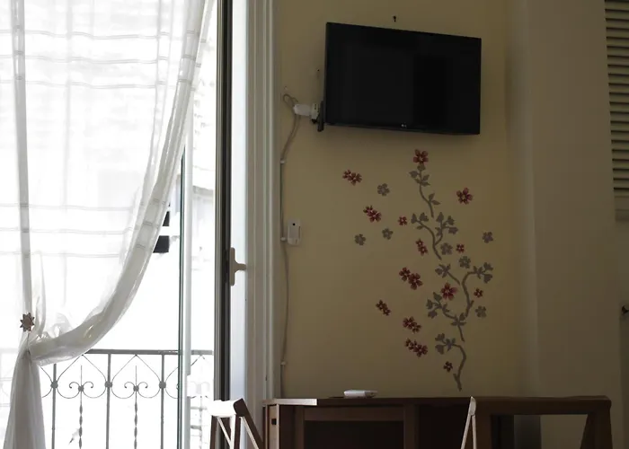 Casa Prilla Metro Materdei * 那不勒斯
