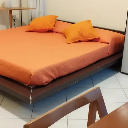 Casa Prilla Metro Materdei Alloggio in famiglia Napoli