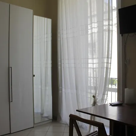 Casa Prilla Metro Materdei Homestay Naples